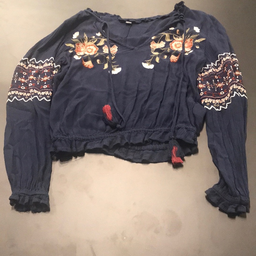American Eagle floral blouse